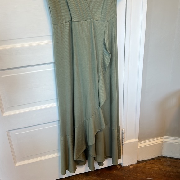 NWT Moss Green Petite Maxi Dress - Picture 5 of 8